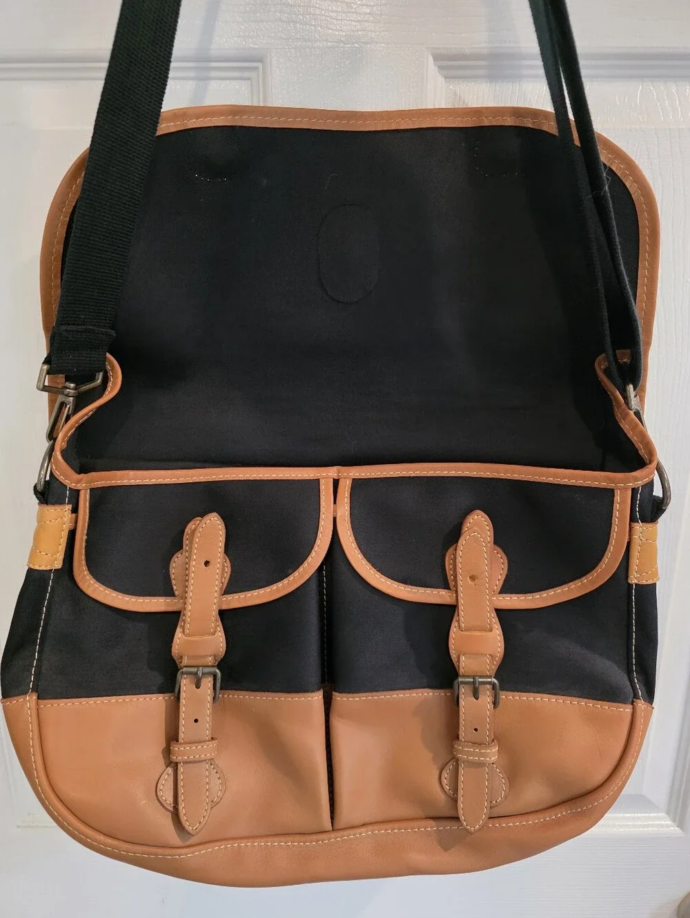 Connemara brand messenger